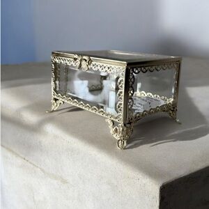 Elegant Gold Jewelry Box with Bow Detail vintage style